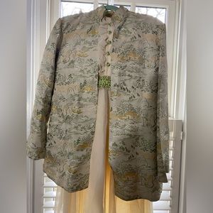 Vintage hand made Japanese outdoor sdwnic lined jacket with eye hook closure